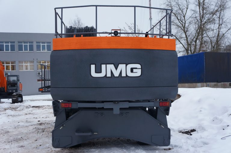 adebc5f56cd88d8c3100f3ed73cbff3a